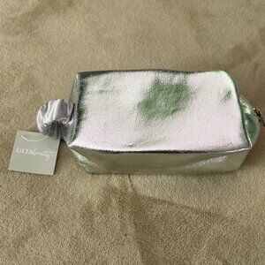 NWT - Ulta Beauty - Fall GWP 2023 - 8 Piece Silver Gift Bag